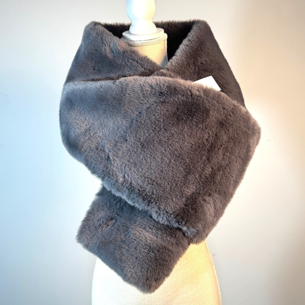 NWT Saks Fifth Avenue Faux Fur Stole Titanium Grey Wrap Scarf FL22247 OS NEW
